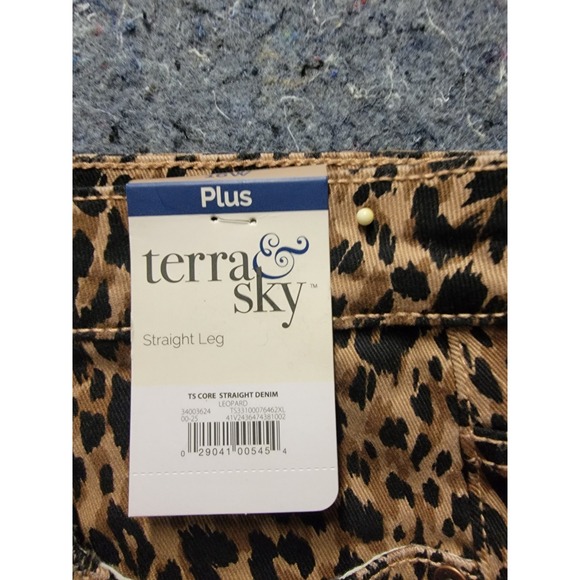 Terra & Sky Core Straight Leg‎ Demin Leopard Size 16W High Rise - Picture 3 of 8